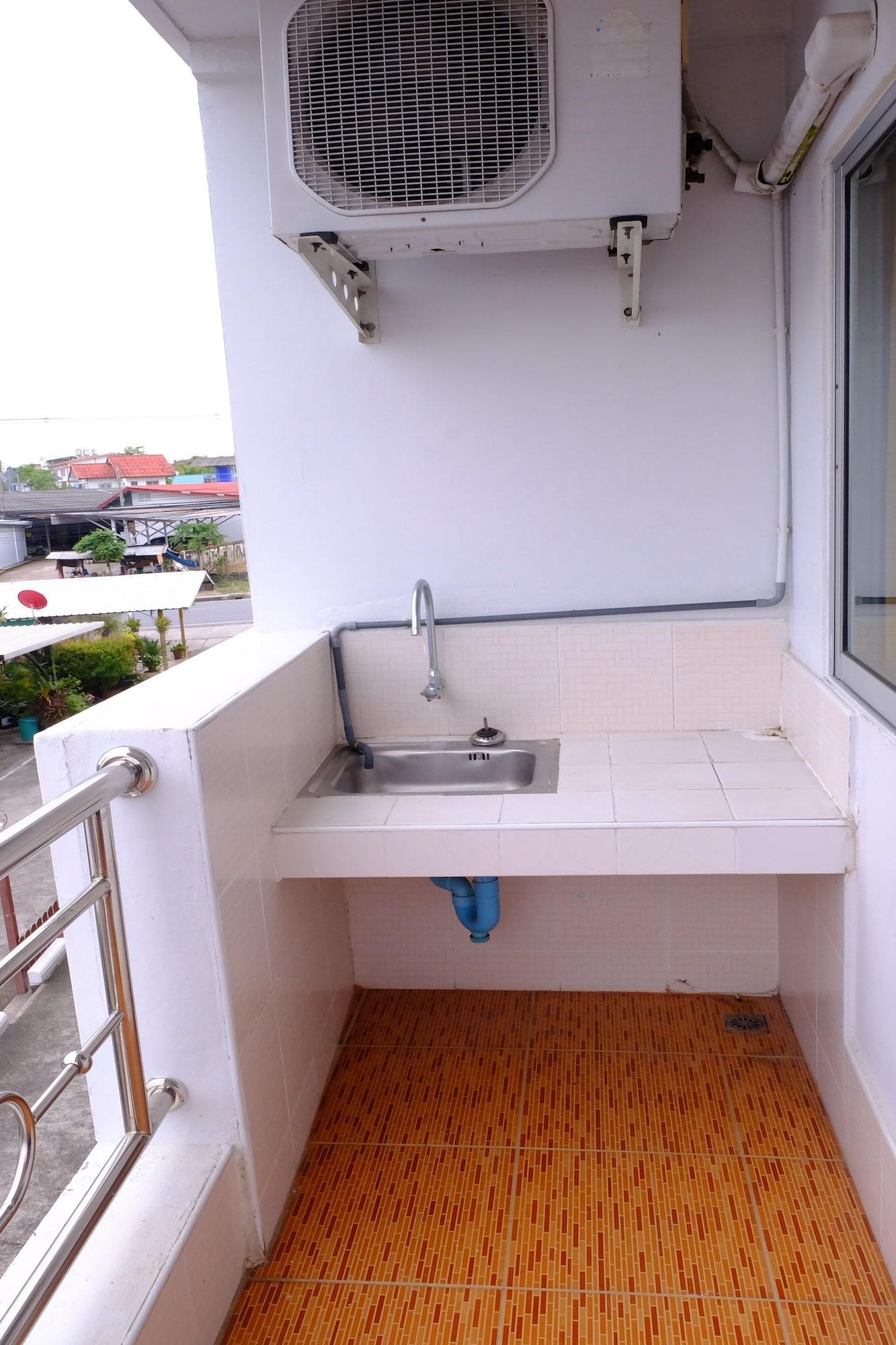 Banchang apartamento y Hotel Rayong Exterior foto