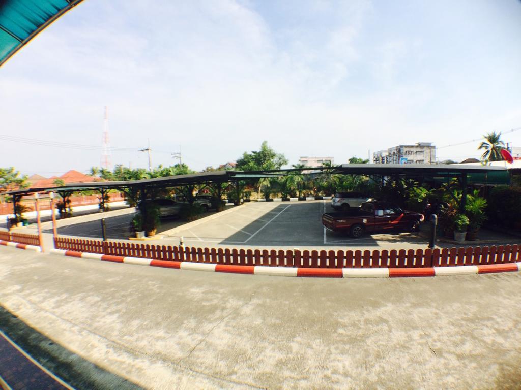 Banchang apartamento y Hotel Rayong Exterior foto