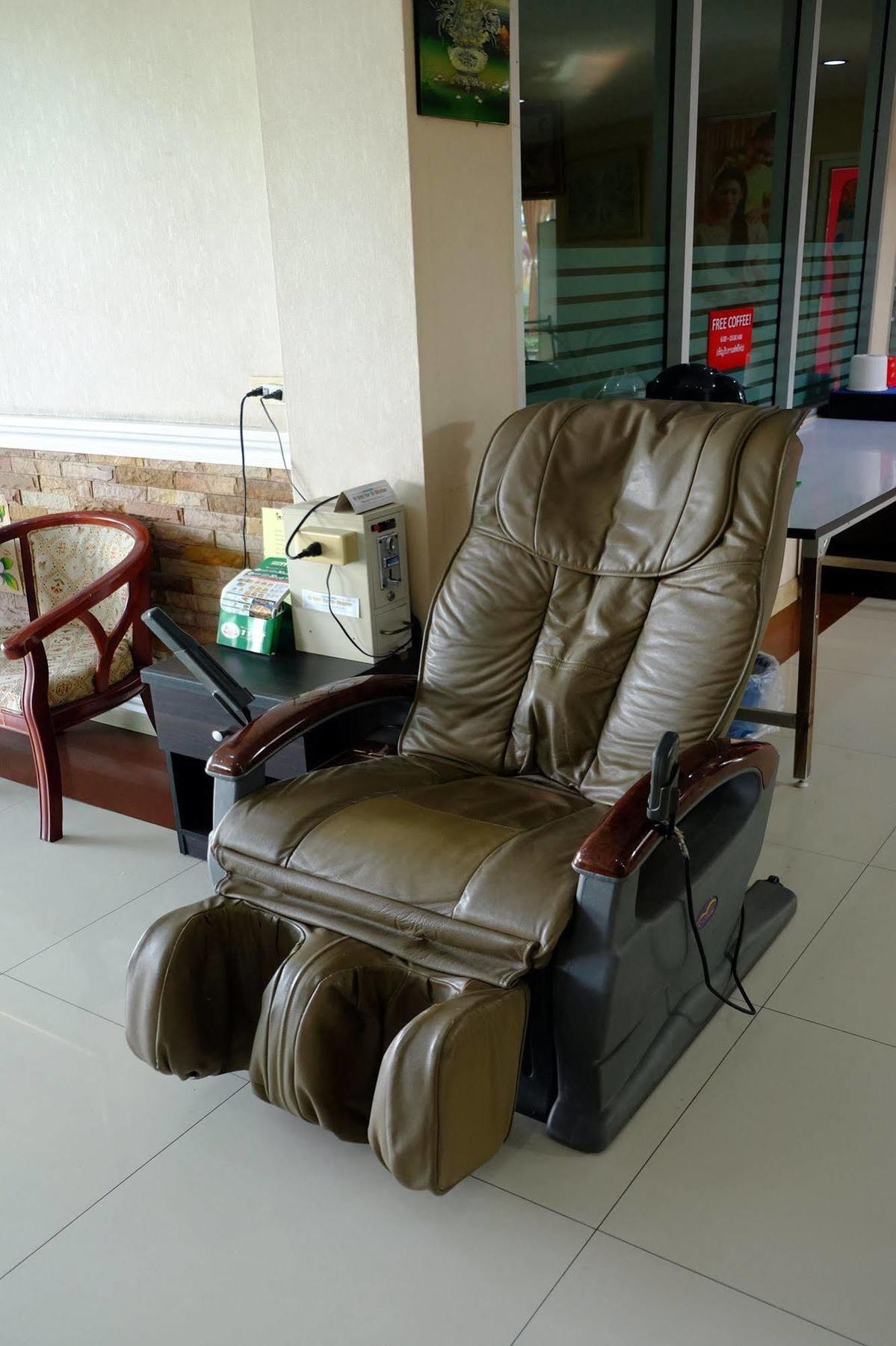 Banchang apartamento y Hotel Rayong Exterior foto